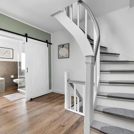 Jooyful Townhouse Holiday home *