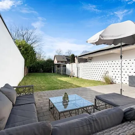 Jooyful Townhouse Holiday home *