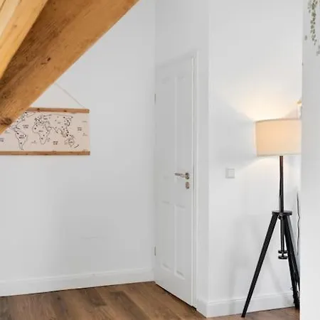 Jooyful Townhouse *
